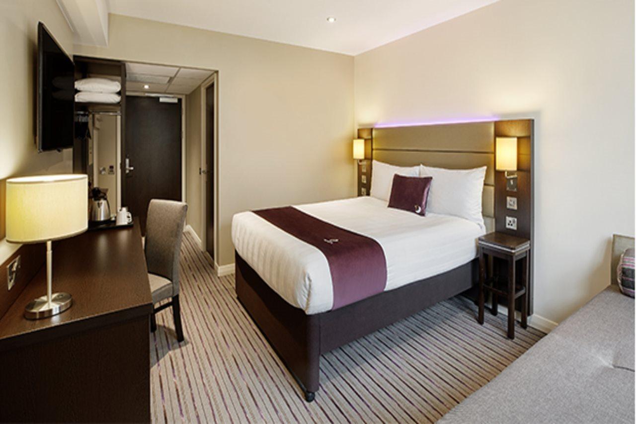 Premier Inn Leicester City Centre ภายนอก รูปภาพ